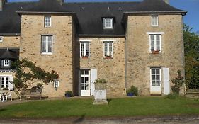 Hotel Au Presbytère de Dagmar à Erbrée Exterior photo