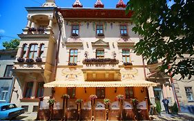 Chopin Hotel Lviv Exterior photo