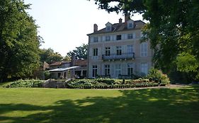 Bed and Breakfast Le Chateau De La Vierge à Bures-sur-Yvette Exterior photo