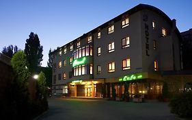 Dominik Hotel Donetsk Exterior photo