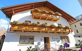 Bed and Breakfast Gaesteheim Anni Winkler à Nauders Exterior photo