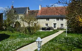 Bed and Breakfast La Balastière à Beaumont-en-Véron Exterior photo