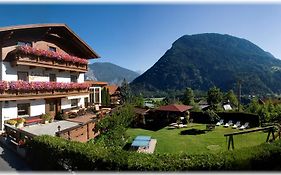 Hotel Gaestehaus Edelweiss à Sautens Exterior photo