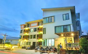 City Ratsada Apartment Lampang Exterior photo