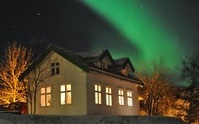 Hotel Kabelvag Feriehus & Camping Room photo