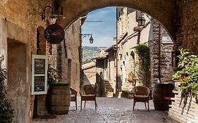 Ostello Bello Assisi Bevagna Exterior photo