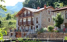 Posada Sobrevilla Espinama Exterior photo