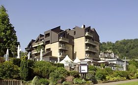 Parkhotel "Am Schaenzchen" Andernach Exterior photo