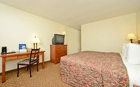 Americas Best Value Inn And Suites Overland Park Room photo