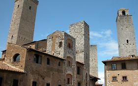 Hôtel Al Pozzo Dei Desideri à San Gimignano Exterior photo