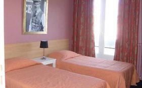 Hotel Du Beffroi Rest. La Sole Meuniere Calais Room photo