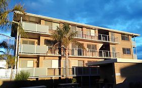 Narooma Palms Holiday Apartments Exterior photo