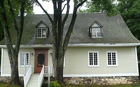 La Maison Ancestrale Guérard Saint-Laurent-de-l'ile d'Orleans Exterior photo