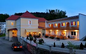 Hotel Pension Gambrinus à Passau Exterior photo