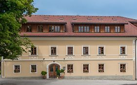 Hotel Alte Post à Feistritz an der Gail Exterior photo