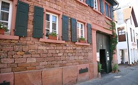 Hotel Alter Winzerhof Weisenheim Am Berg E.K. Exterior photo