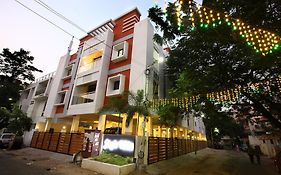 Appartement Sreedevi Residency à Chennai Exterior photo