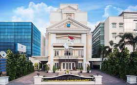 Blue Sky Pandurata Hotel Cikini Jakarta Exterior photo