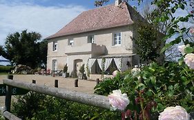 Hotel Le Relais du Haras à Champagné-Saint-Hilaire Exterior photo