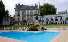 Hotel Clos de Vallombreuse, The Originals Relais  à Douarnenez Exterior photo