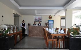 Hotel Wardan Yangon Exterior photo