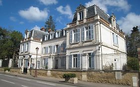 Hôtel Les Maréchaux Auxerre Exterior photo