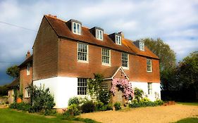 Starnash Farmhouse Bed And Breakfast Hailsham Exterior photo