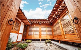 Hotel Jeongga Hanok à Jeonju Exterior photo