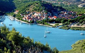 Guest House Željko Klarić Skradin Exterior photo