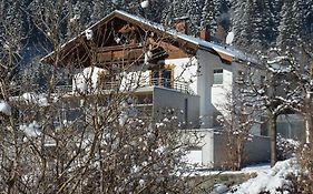 Hotel Pension Tina à Neustift im Stubaital Exterior photo