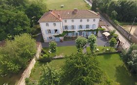 Bed and Breakfast Domaine La Reveille à Dore-lʼÉglise Exterior photo