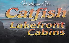 Villa Catfish Lakefront Cabins & Campground à Wawa Exterior photo