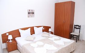 Capuccino Guest Apartments - Free Parking And Wi-Fi Slantchev Briag Exterior photo