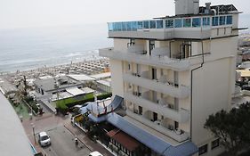 Hotel Byron Milano Marittima Exterior photo