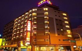 Hua Tong Hotel Hualien Exterior photo