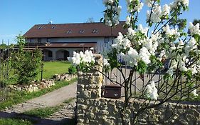 Hotel Penzion Piano Ranch à Mladá Boleslav Exterior photo