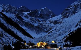 Hotel Gletscherblick Sankt Leonhard im Pitztal Exterior photo