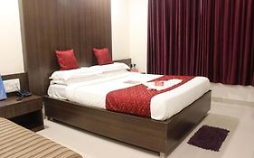 Oyo Rooms Empress Mall Nagpur Exterior photo