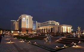 Hôtel Hyatt Regency Tachkent Exterior photo