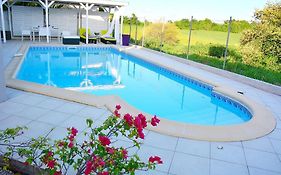 Villa Améthyste avec grande piscine privée, jardin clos, parking privé Le Robert Exterior photo