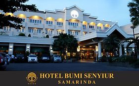 Bumi Senyiur Hotel Samarinda Exterior photo