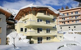 Aparthotel Apart La Vita à Sankt Anton am Arlberg Exterior photo