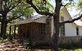 The Lucky Penny Lodge Iredell Exterior photo