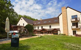 Hotel Penzion Lasakuv Mlyn à Boskovice Exterior photo