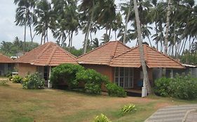 Saffron Beach Hotel Wadduwa Exterior photo