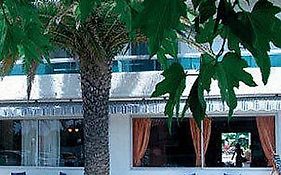 Le Galion Hotel et Restaurant Canet Plage - Logis Exterior photo