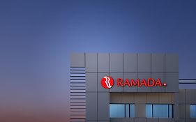 Ramada Qurum Beach Hotel Mascate Exterior photo
