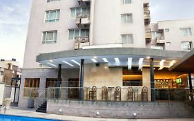 The Zehneria By Sarovar Portico India Nairobi Exterior photo