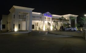 Hôtel Grand Enclave à Lahore Exterior photo