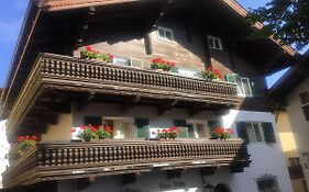 Hotel Koller, Pension Haus à Kitzbühel Exterior photo